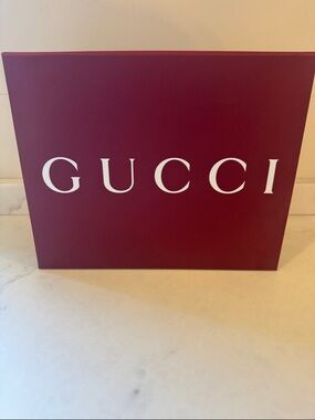 Gucci Burgundy Logo Gift Box 10.5x8.5x5